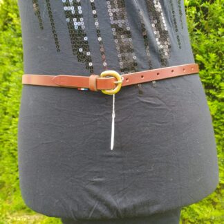 ceinture-artisanale-en-cuir-sellerie-waneta-premeaux-prissey