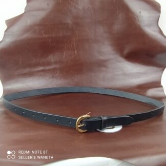 ceinture-fine-en-cuir-noir