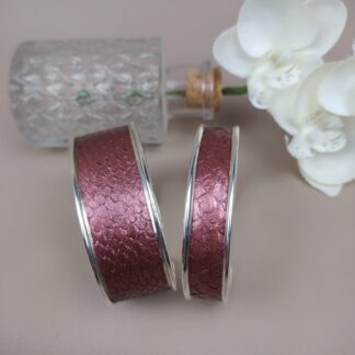 bracelet-argente-cuir-de-saumon-rose