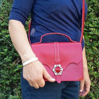 sac-a-main-artisanal-en-cuir-sellerie-waneta-premeaux-prissey