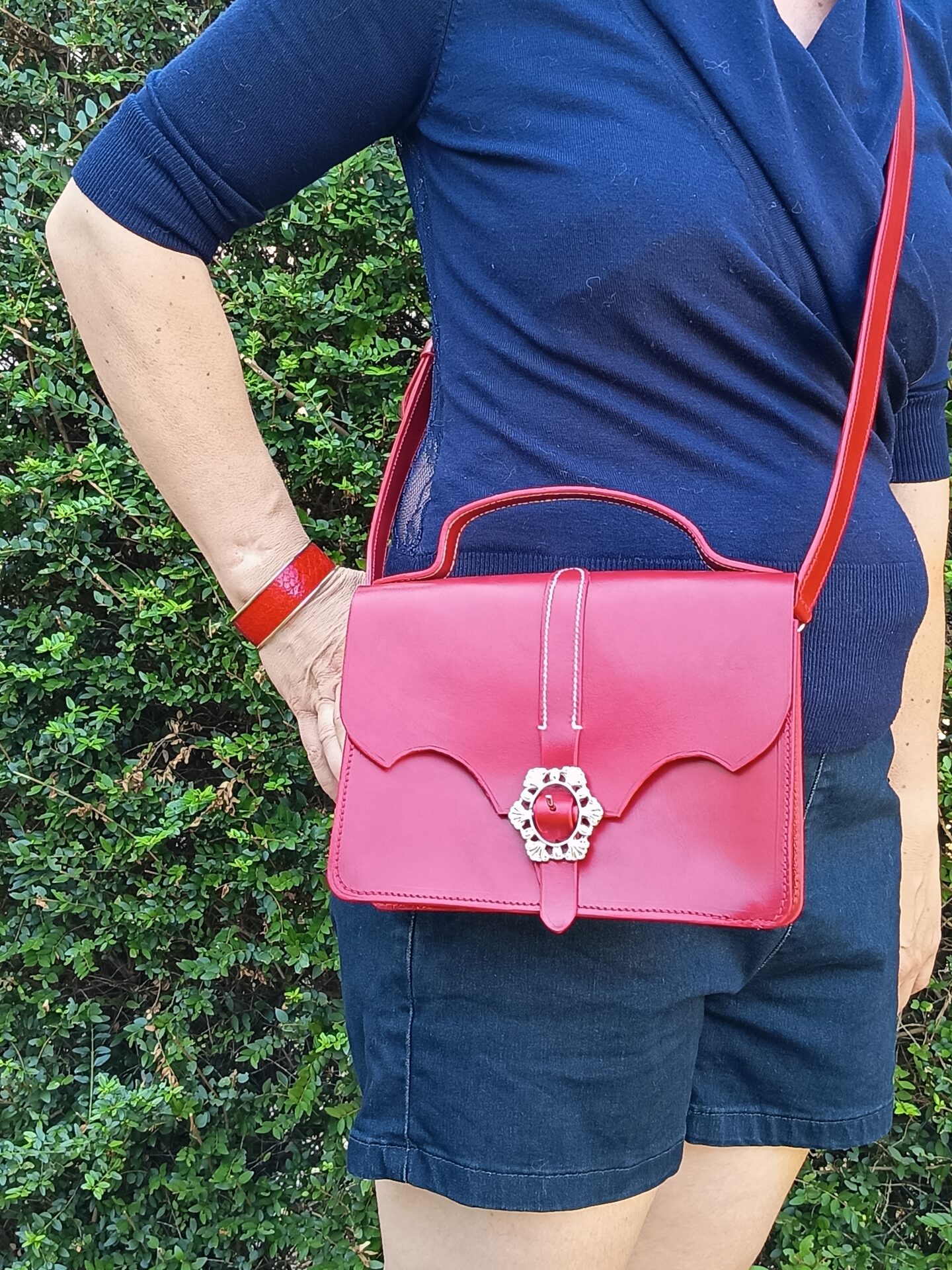 sac-a-main-artisanal-en-cuir-sellerie-waneta-premeaux-prissey