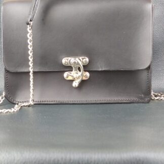 sac-a-main-artisanal-en-cuir-sellerie-waneta-premeaux-prissey