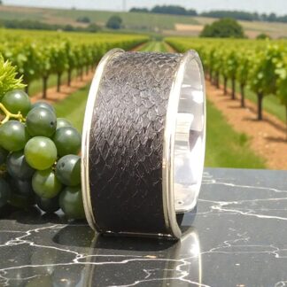 bracelet-argente-moyen-cuir-de-saumon-noir