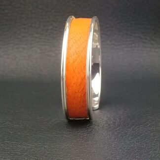 bracelet-argente-petit-cuir-de-saumon-orange