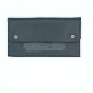 pochette-ceinture-artisanale-en-cuir-lisse-et-fantaisie-sellerie-waneta-premeaux-prissey