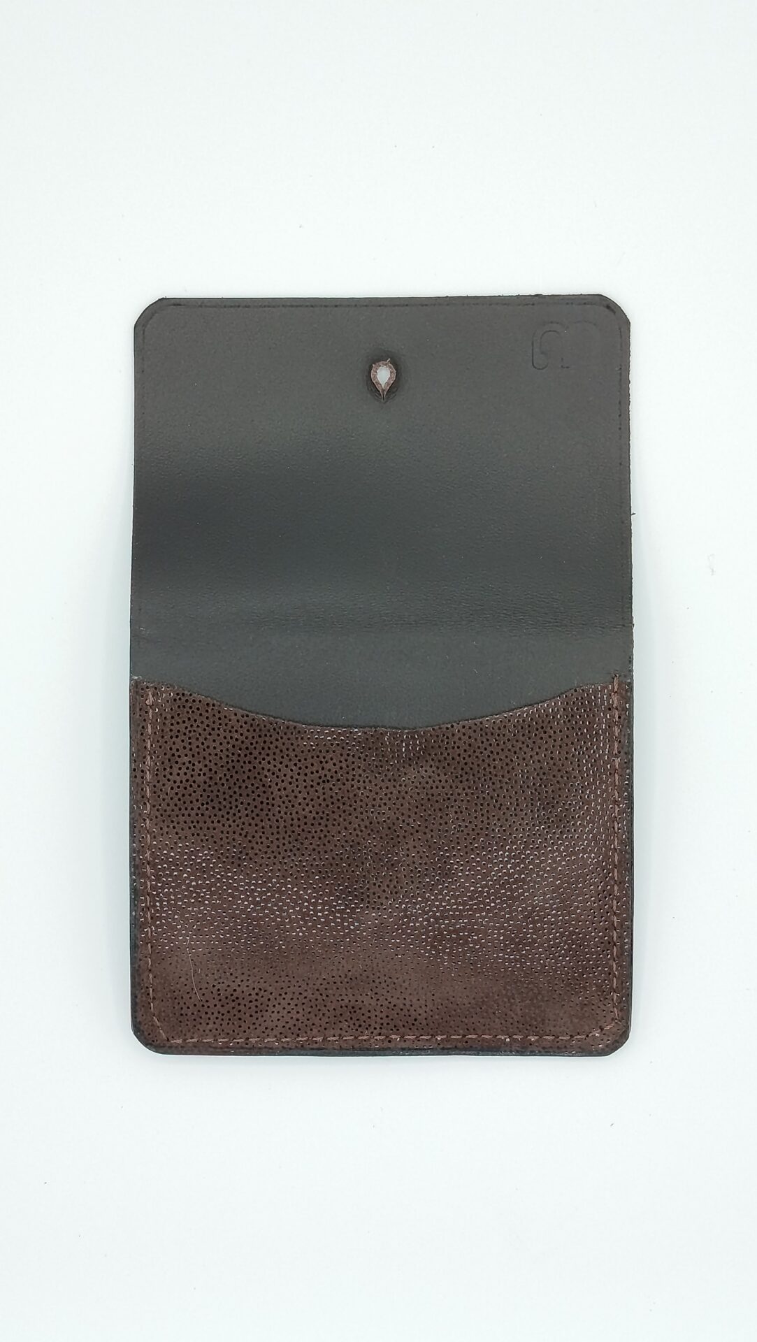 Porte cartes artisanal en cuir – Image 3
