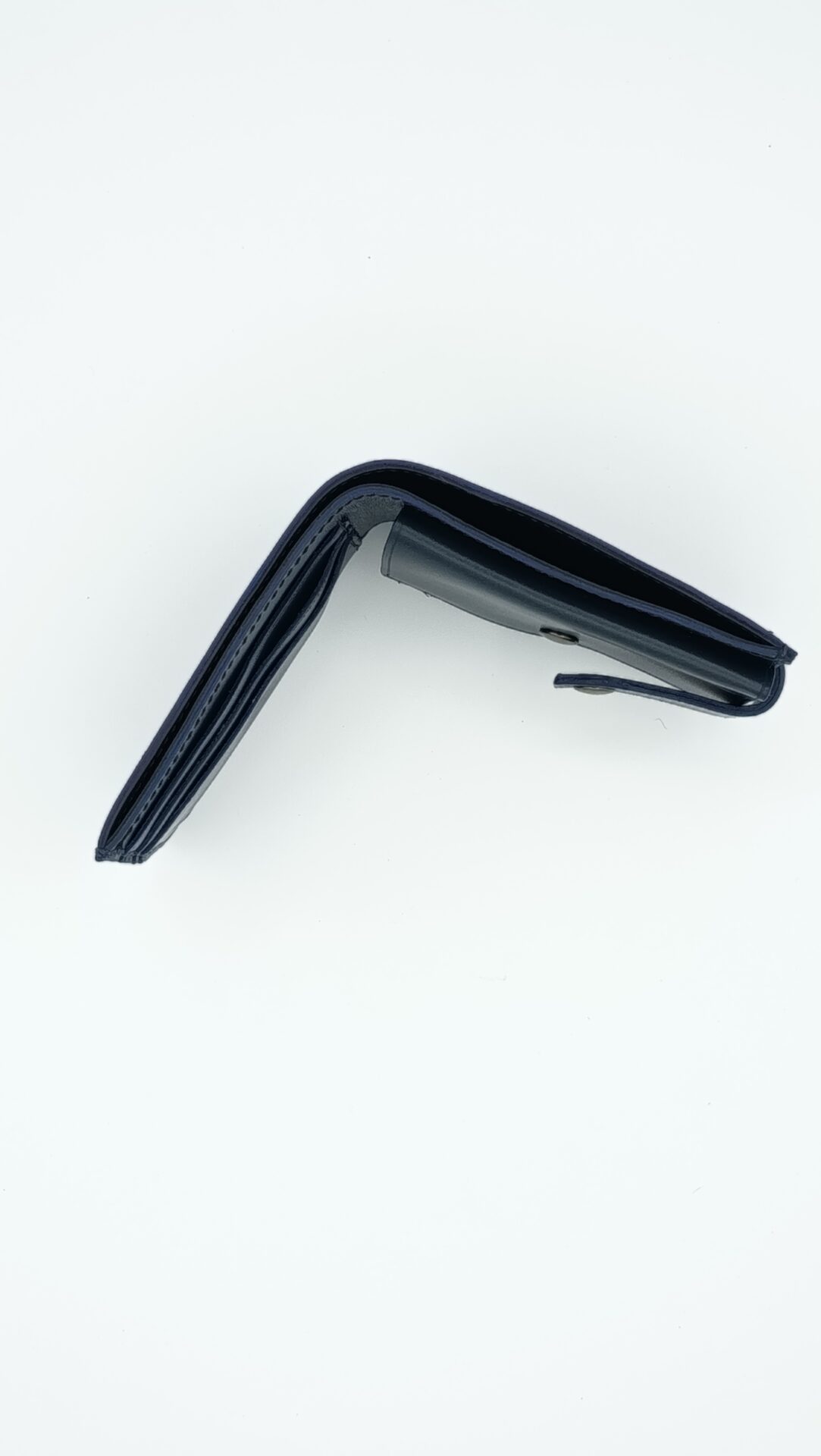 portefeuille-de-poche-artisanal-pour-homme-en-cuir-sellerie-waneta-premeaux-prissey