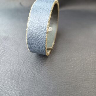 bracelet-en-cuir-pleine-fleur-sellerie-waneta-premeaux-prissey